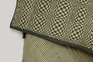 ARCHES THROW