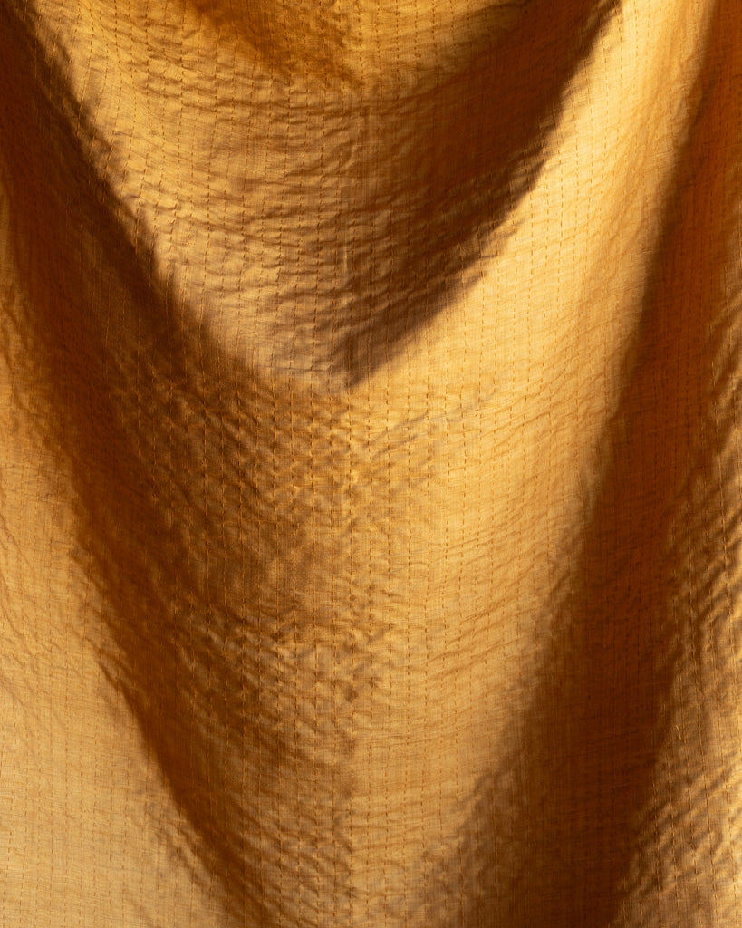 GOLD SILK THROW