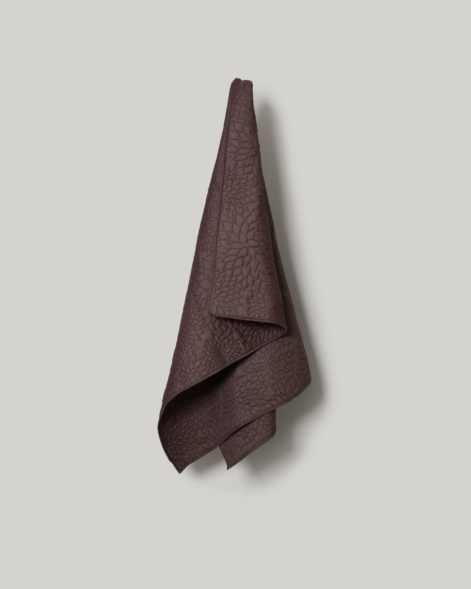 DHARA TUBEROUS THROW