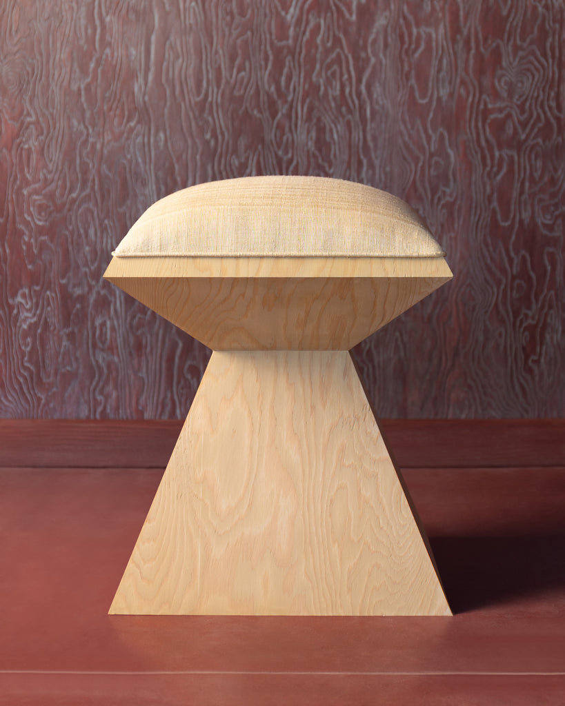 DIAMOND STOOL IN CREAM