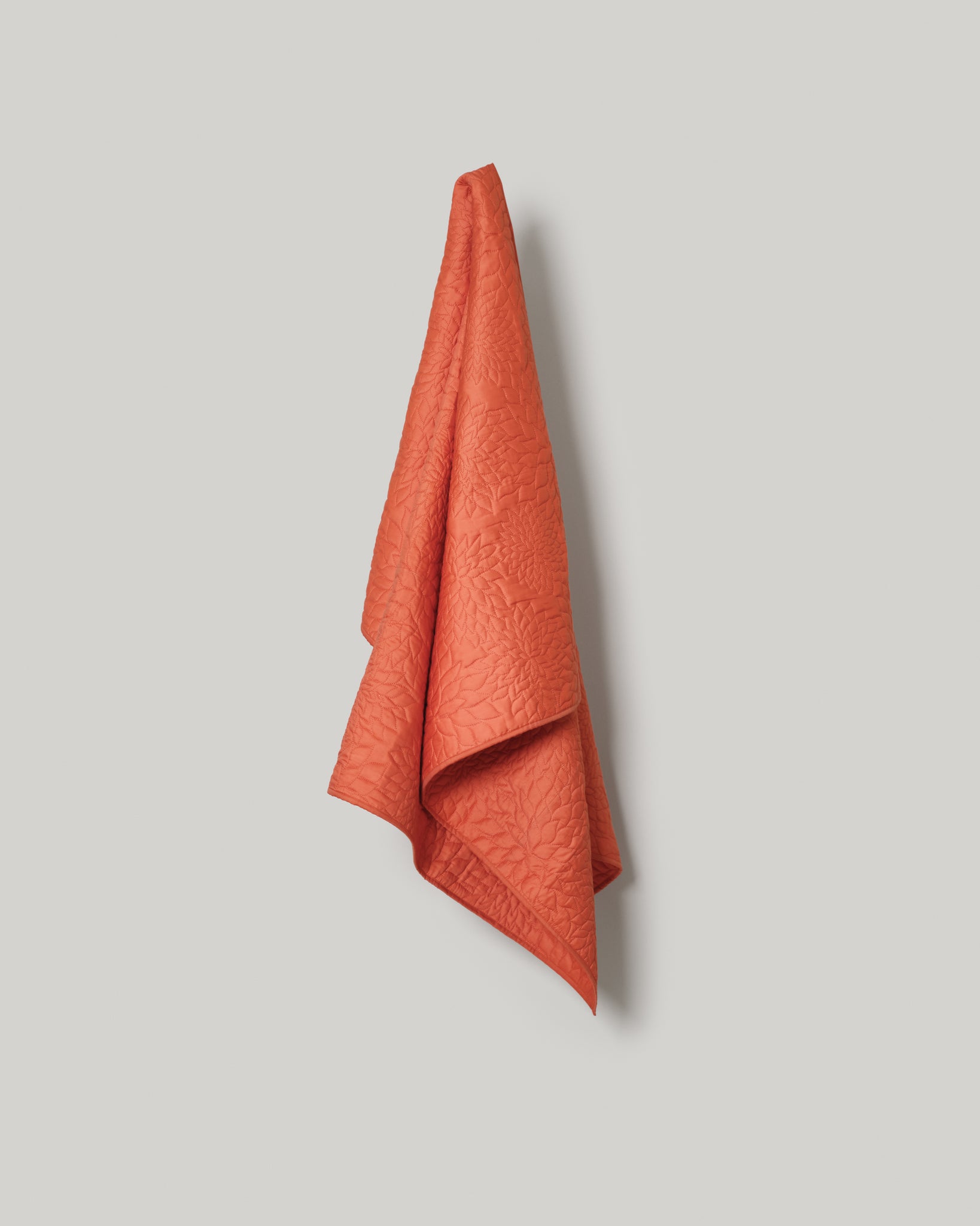 MANGAL TUBEROUS THROW