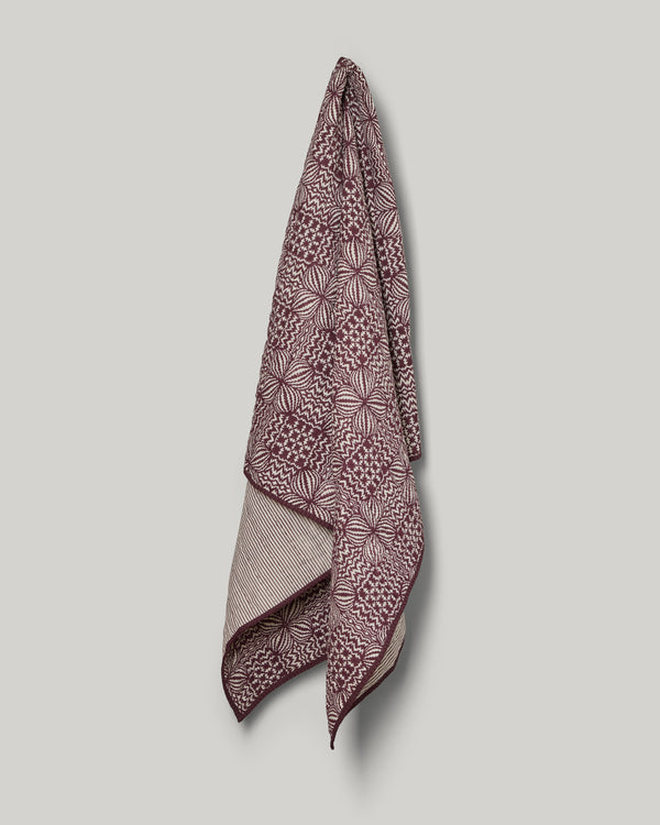 MERIDIAN THROW
