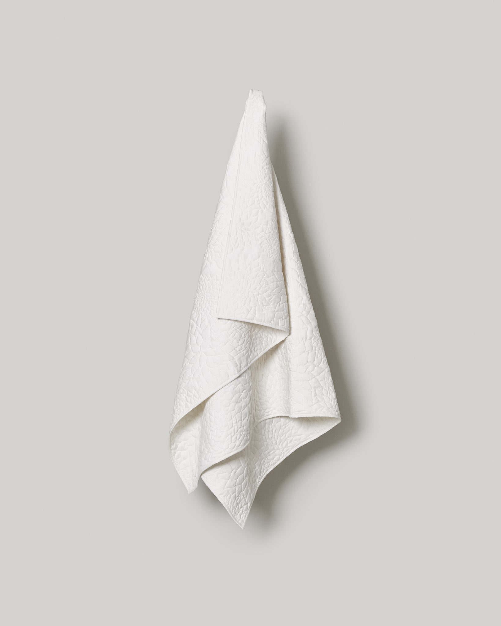 SHUNYA TUBEROUS THROW