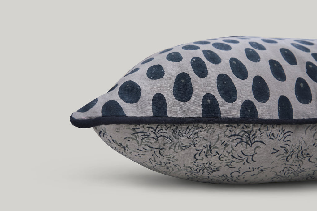 ORACLE LUMBAR PILLOW