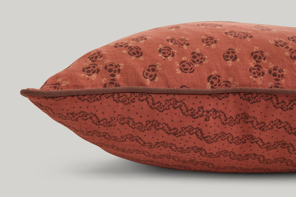 MARQUISE PILLOW