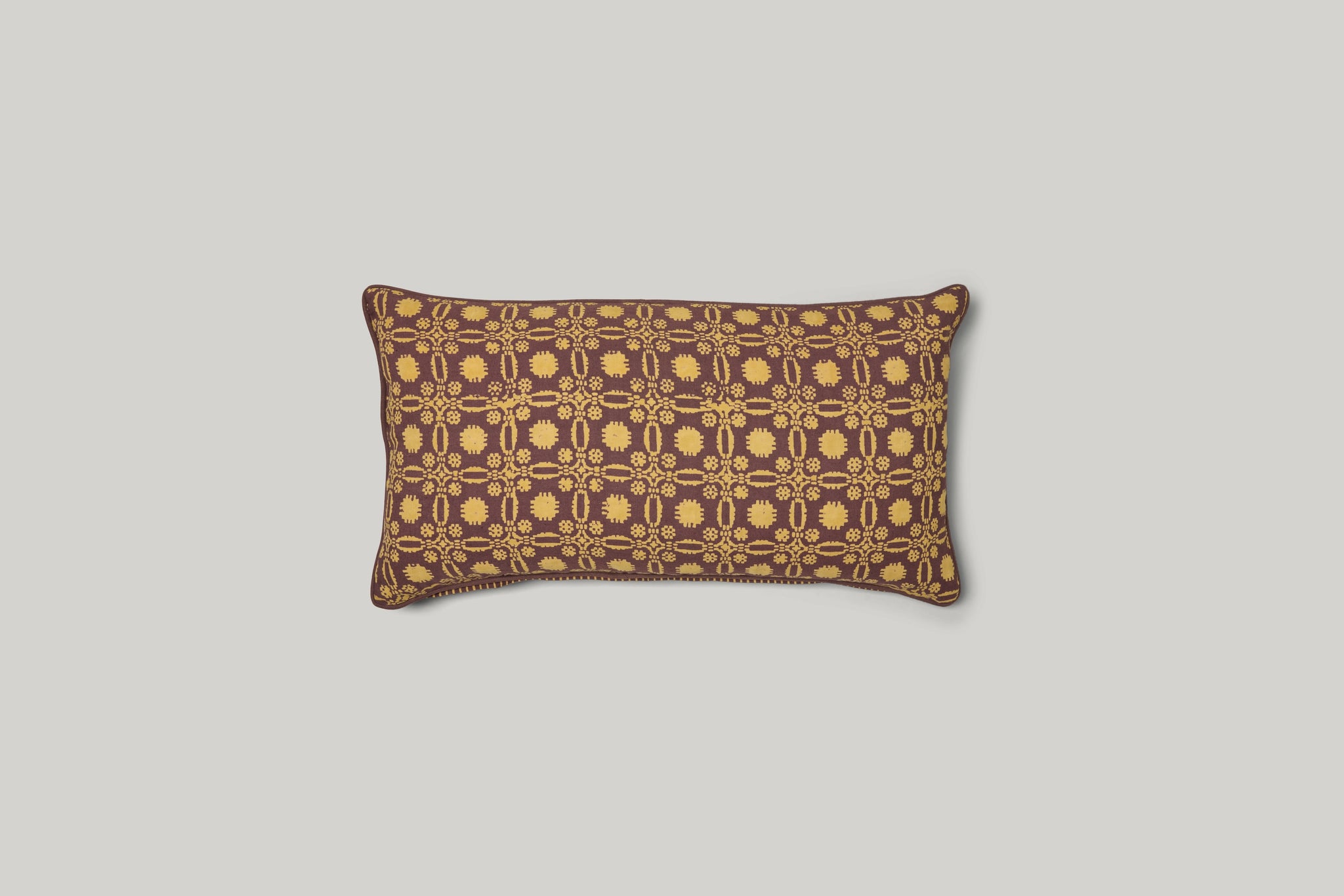 THATCHER LUMBAR PILLOW