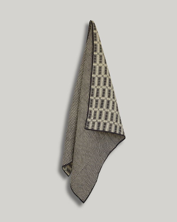 VESUVIUS THROW