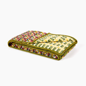 COMMUNE BABY QUILT