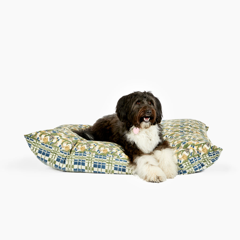 COMMUNE BLUE DOG BED