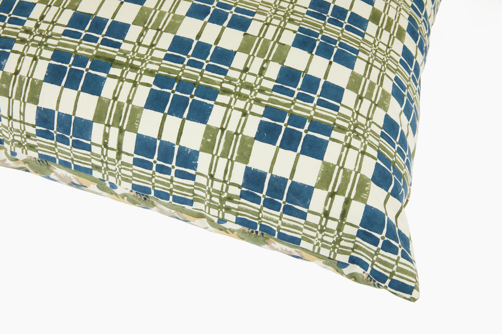 COMMUNE BLUE DOG BED